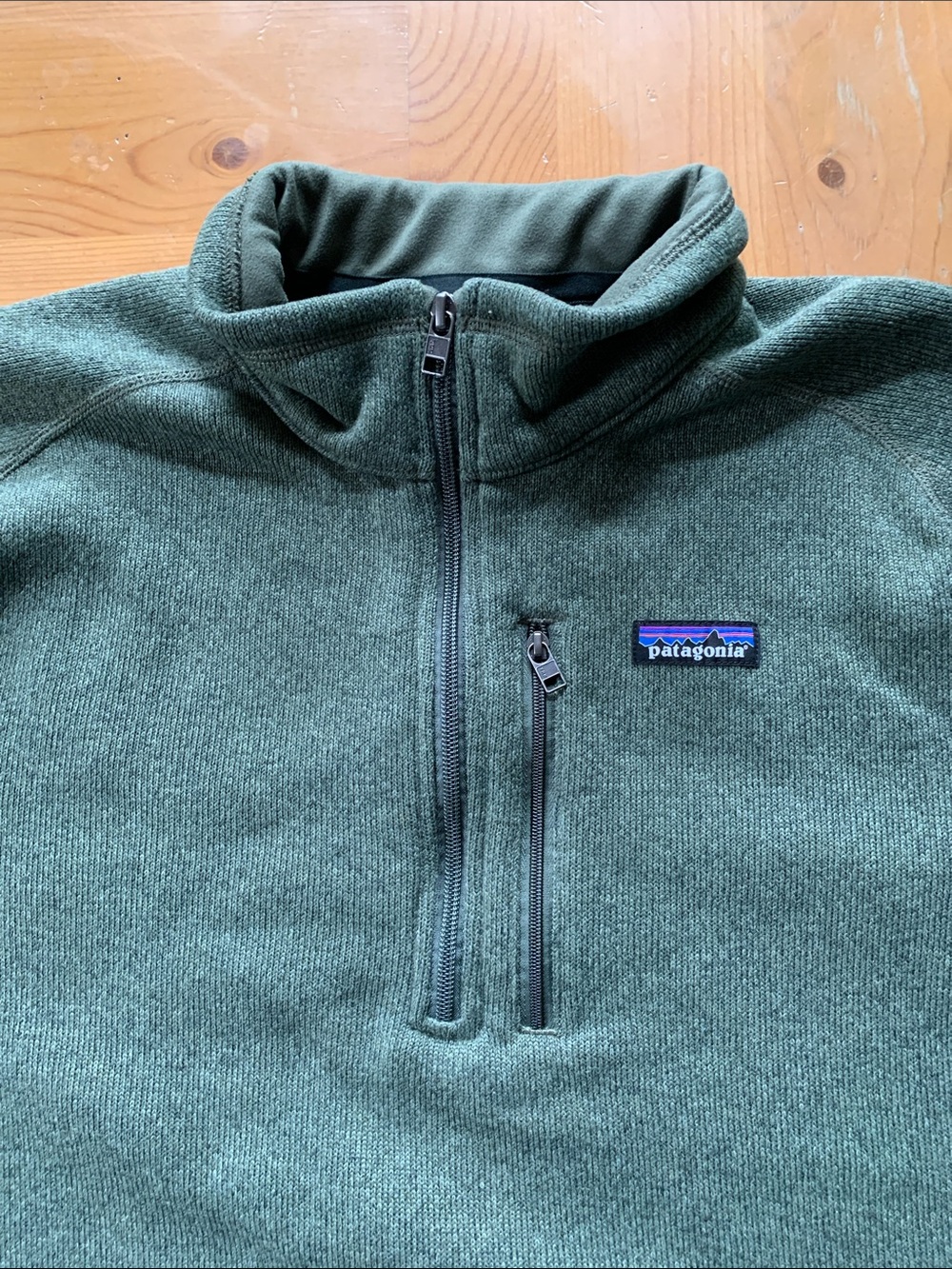 Patagonia Men’s Olive Green Zip-Neck Fleece Pullover